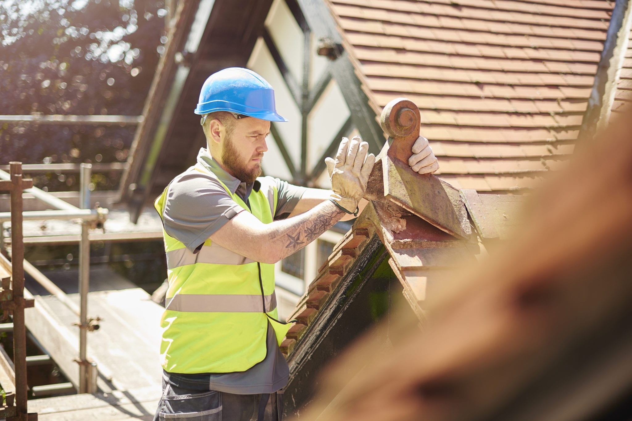 Roofing Contractor Insurance That Matches the Size of Your